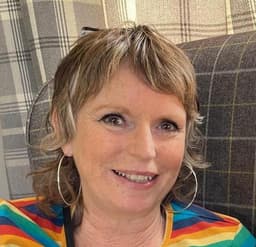 Therese Woodruff Headshot